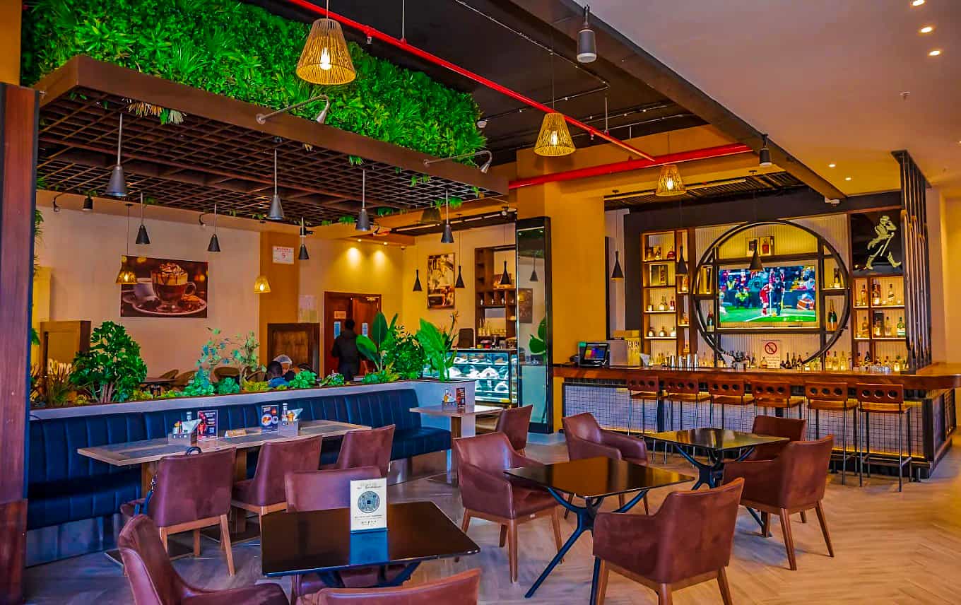 Romo House Restaurant and Lounge