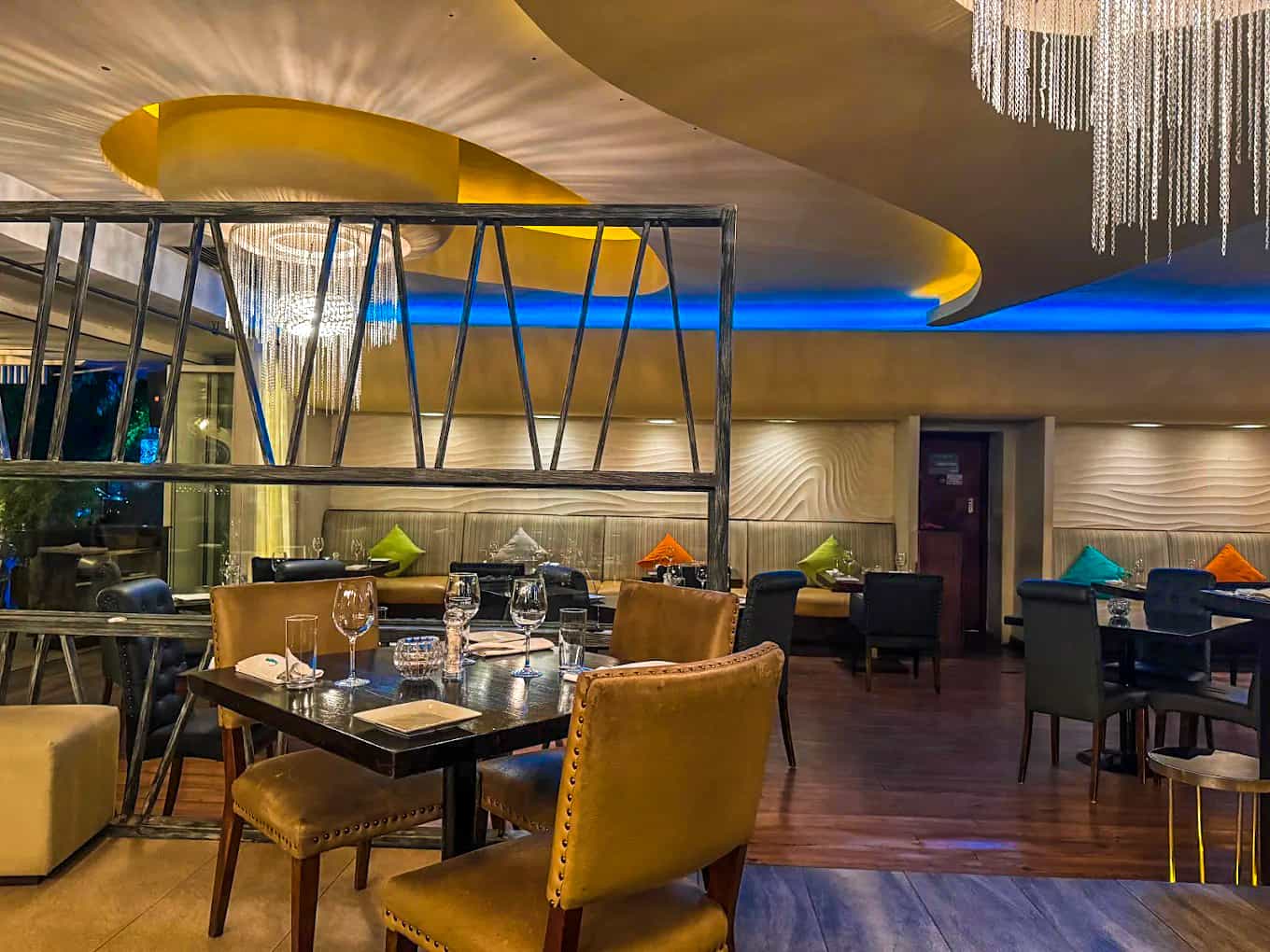 Seven Seafood & Grill
